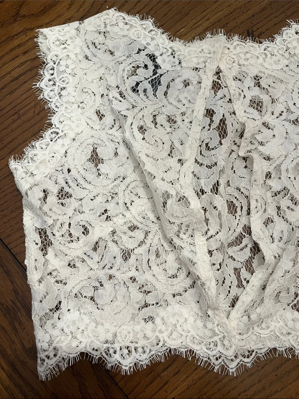 Tadashi Shoji lace crop top, size small - Picture 6 of 11